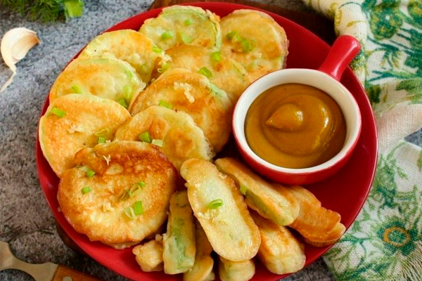 Кабачки в чесночном кляре